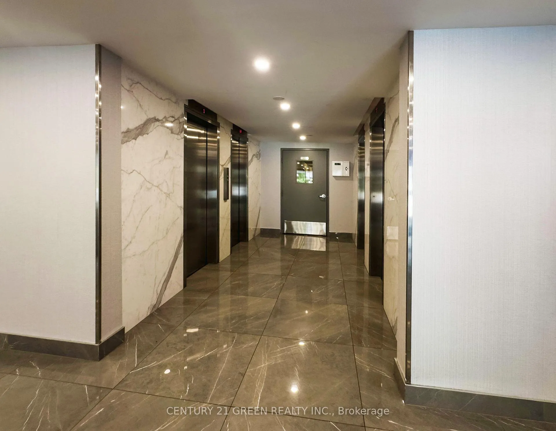 Photo 6 of Unit PH 3, 10 Edgecliff Golfway, Toronto, Flemingdon Park — HOMEH