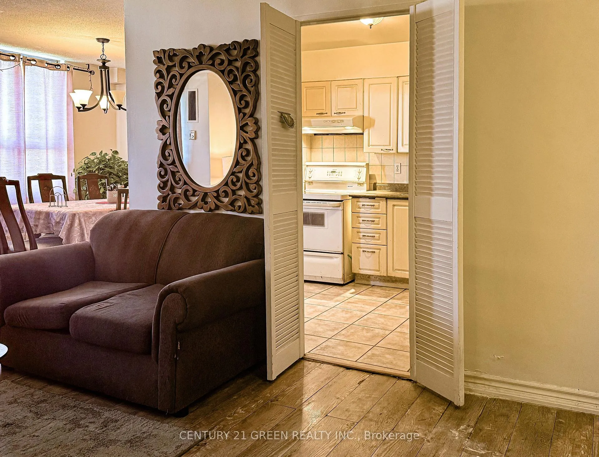 Photo 14 of Unit PH 3, 10 Edgecliff Golfway, Toronto, Flemingdon Park — HOMEH