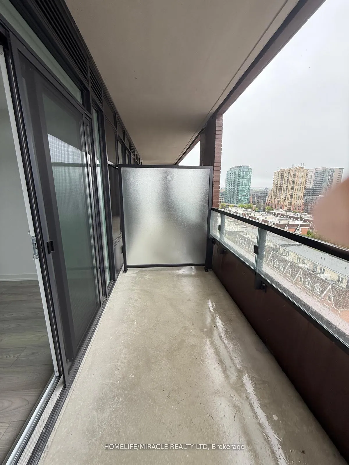 Photo 11 of Unit 808, 285 Dufferin Street, Toronto, South Parkdale — HOMEH