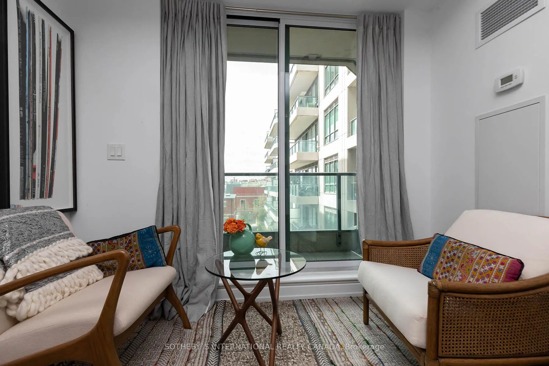 Photo 19 of Unit 424, 377 Madison Avenue, Toronto, Casa Loma — HOMEH