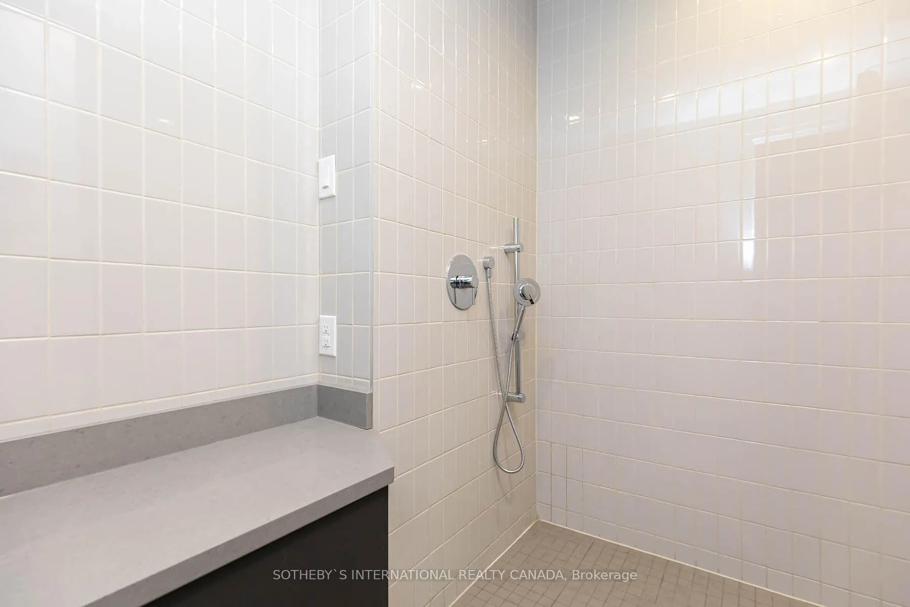 Photo 28 of Unit 424, 377 Madison Avenue, Toronto, Casa Loma — HOMEH