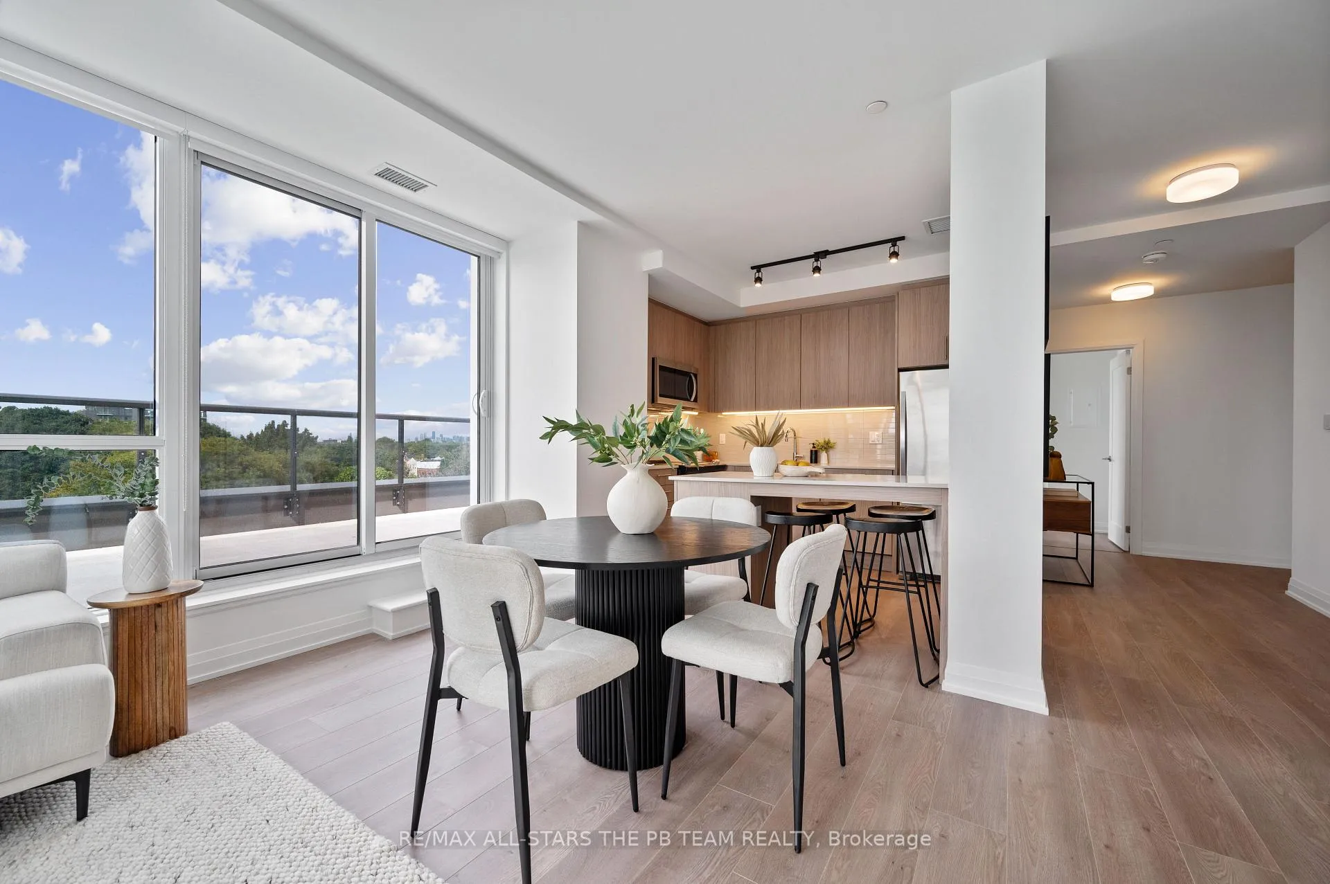 Photo 13 of Unit 516, 286 Main Street, Toronto, East End-Danforth — HOMEH