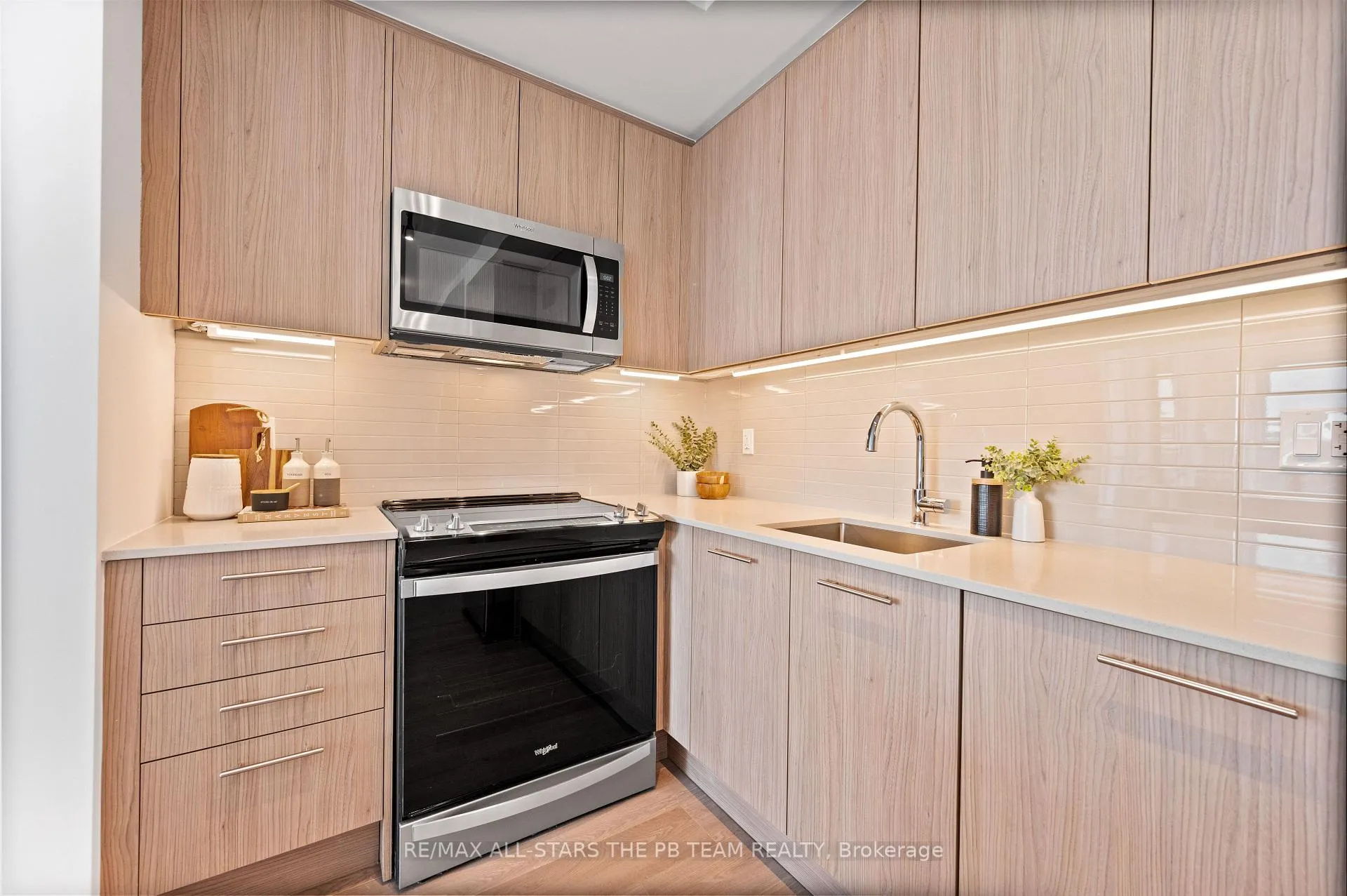 Photo 16 of Unit 516, 286 Main Street, Toronto, East End-Danforth — HOMEH