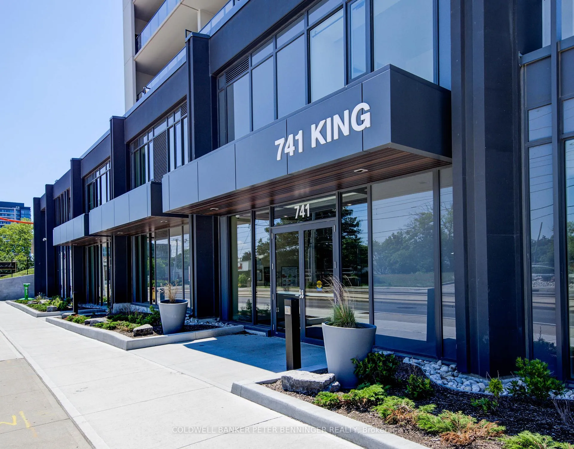 Front of Unit 1604, 741 King Street