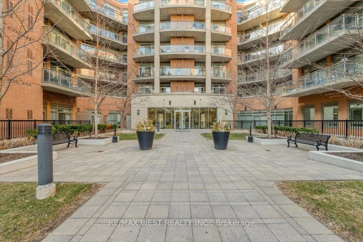 Photo 2 of Unit 132, 281 Woodbridge Avenue, Vaughan, West Woodbridge — HOMEH