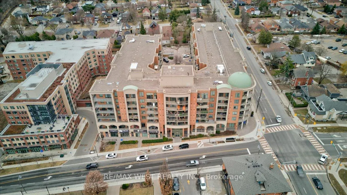 Photo 5 of Unit 132, 281 Woodbridge Avenue, Vaughan, West Woodbridge — HOMEH