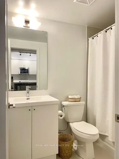 Photo 11 of Unit 2111, 2550 Simcoe Street N, Oshawa, Windfields — HOMEH