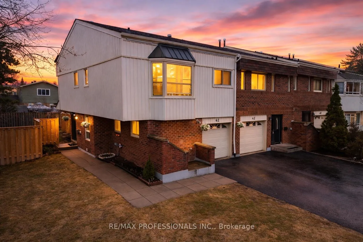 Photo 2 of Unit Th42, 6520 Corfu Road, Mississauga, Meadowvale — HOMEH