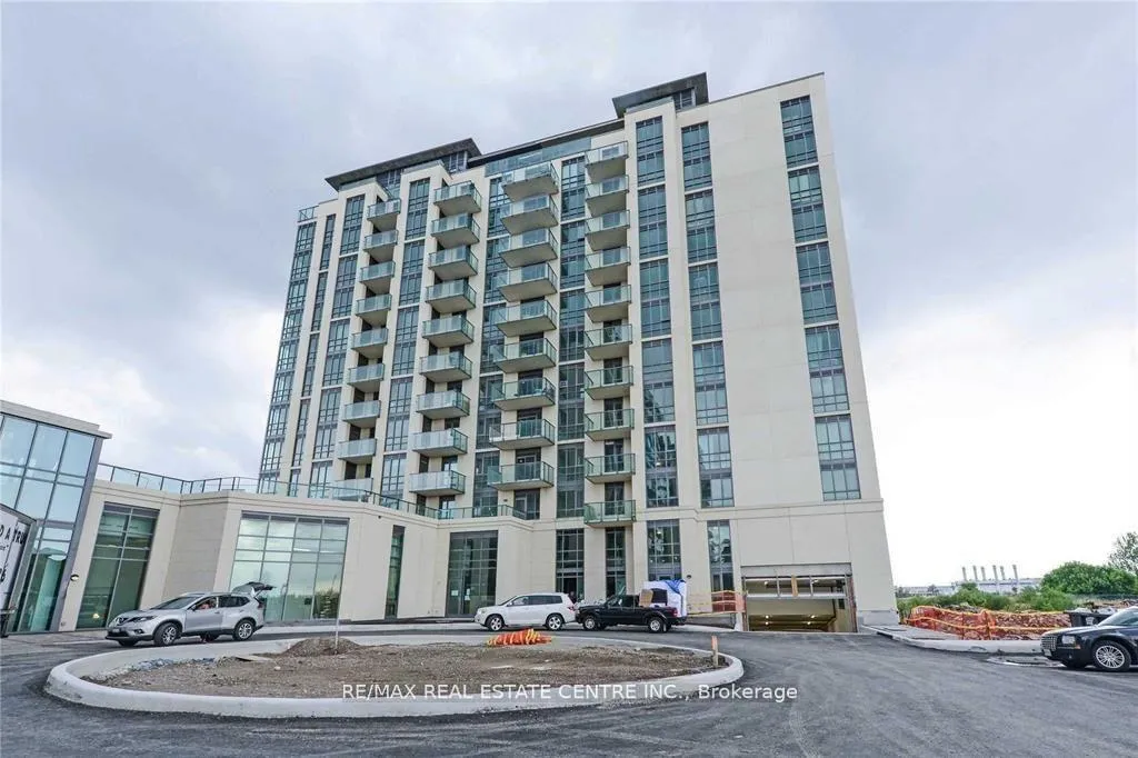 Front of Unit 902, 65 Yorkland Boulevard