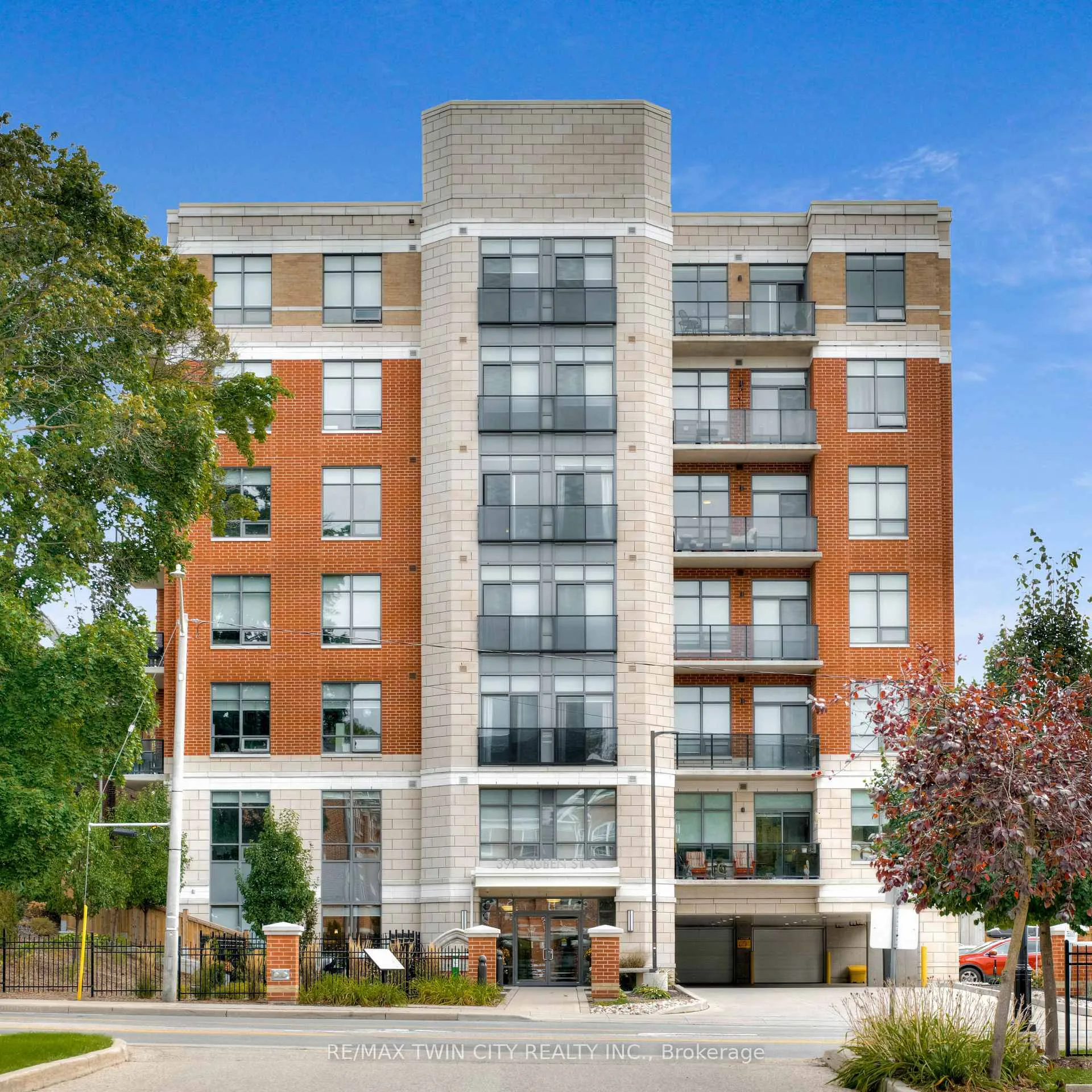 Front of Unit 211, 399 Queen Street S