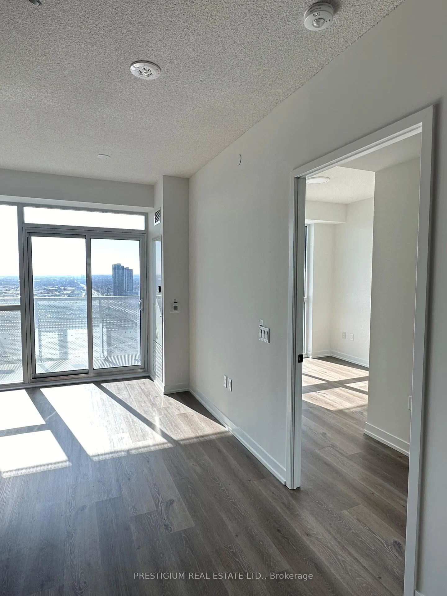 Photo 14 of Unit 2607, 225 Commerce Street, Vaughan, Vaughan Corporate Centre — HOMEH