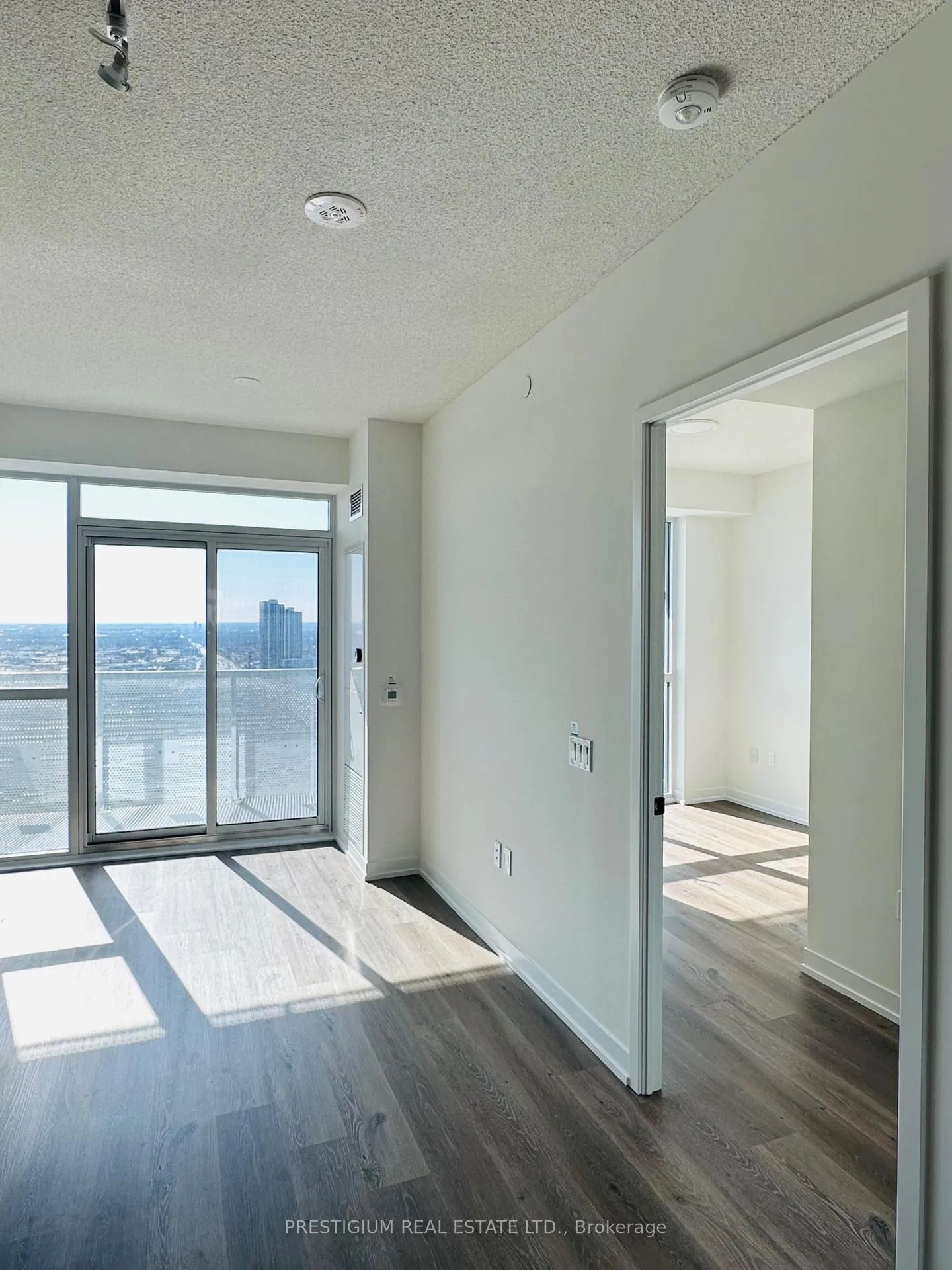 Photo 15 of Unit 2607, 225 Commerce Street, Vaughan, Vaughan Corporate Centre — HOMEH