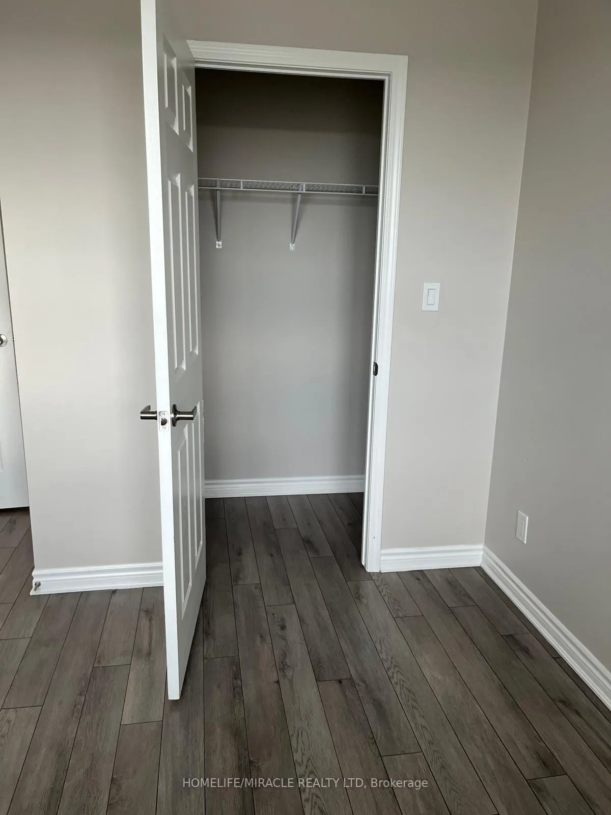 Photo 6 of Unit 522, 200 Lagerfeld Drive, Brampton, Northwest Brampton — HOMEH