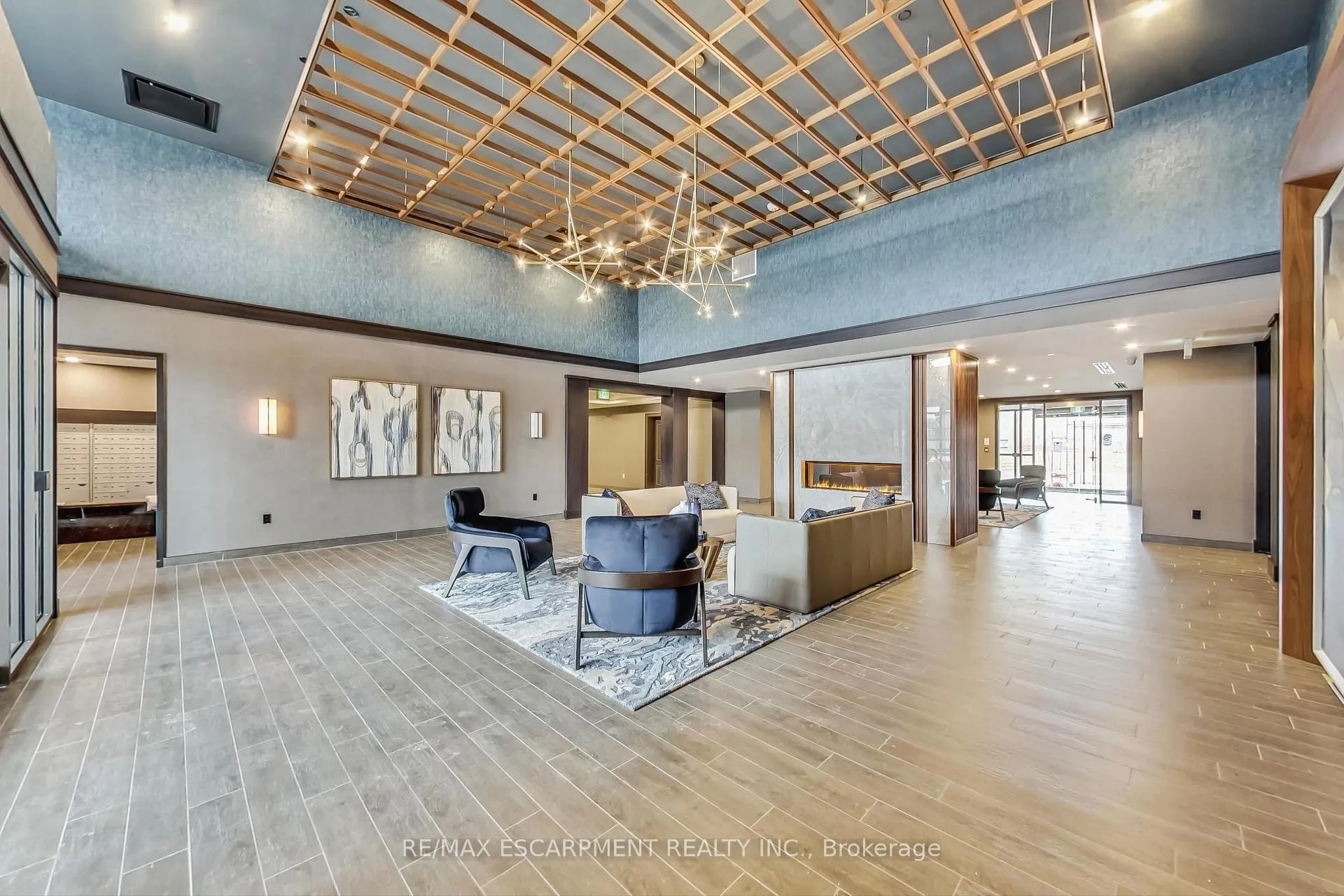 Photo 5 of Unit 1211, 460 Dundas Street E, Hamilton, Waterdown — HOMEH