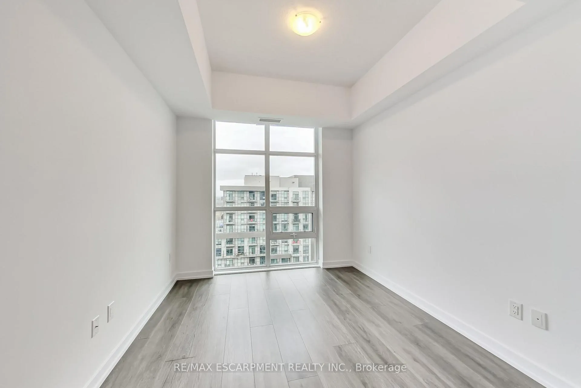 Photo 18 of Unit 1211, 460 Dundas Street E, Hamilton, Waterdown — HOMEH