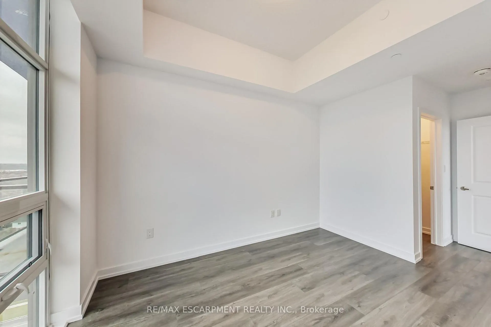 Photo 19 of Unit 1211, 460 Dundas Street E, Hamilton, Waterdown — HOMEH