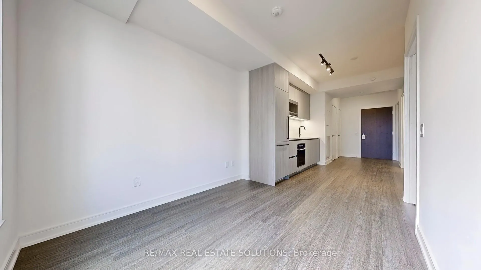 Photo 5 of Unit 510, 425 Front Street E, Toronto, Waterfront Communities — HOMEH