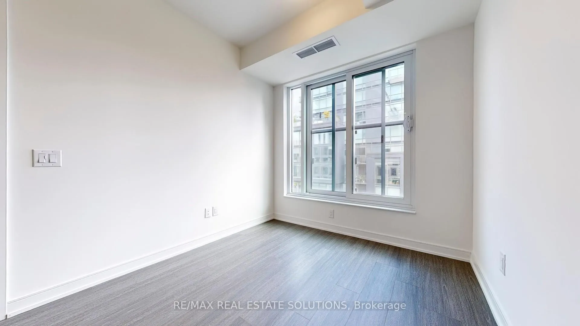 Photo 8 of Unit 510, 425 Front Street E, Toronto, Waterfront Communities — HOMEH