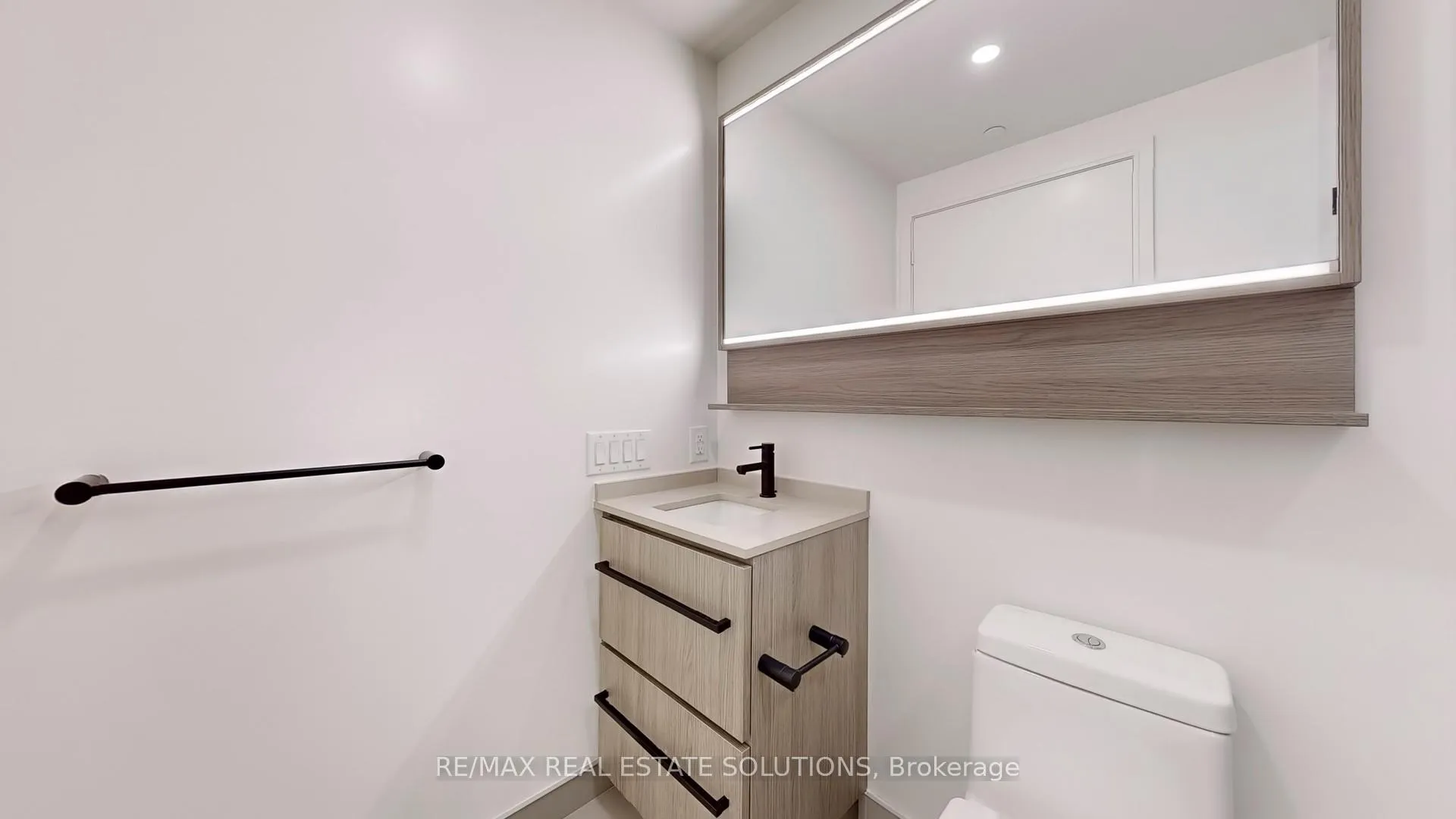 Photo 16 of Unit 510, 425 Front Street E, Toronto, Waterfront Communities — HOMEH