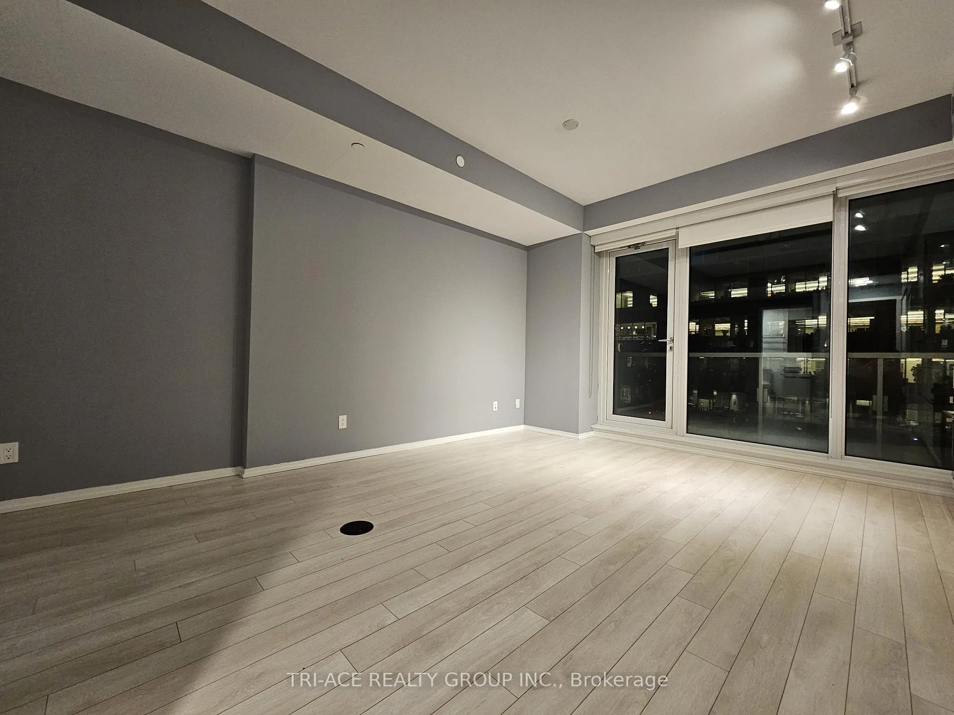Photo 18 of Unit 1908, 197 Yonge Street, Toronto, Church-Yonge Corridor — HOMEH