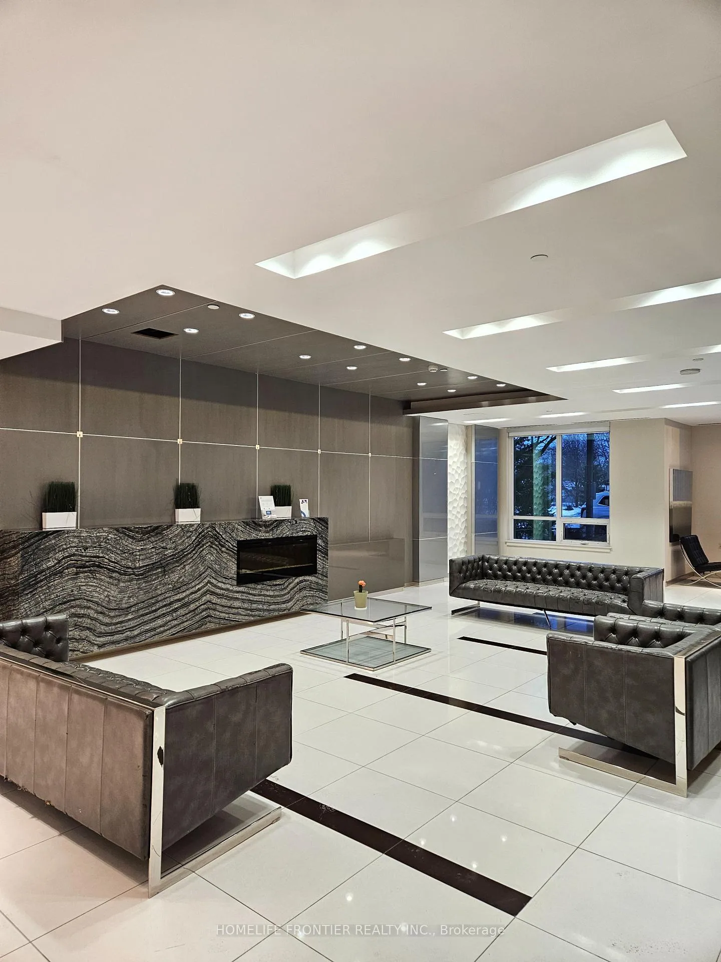 Photo 1 of Unit 612, 7167 Yonge Street, Markham, Grandview — HOMEH