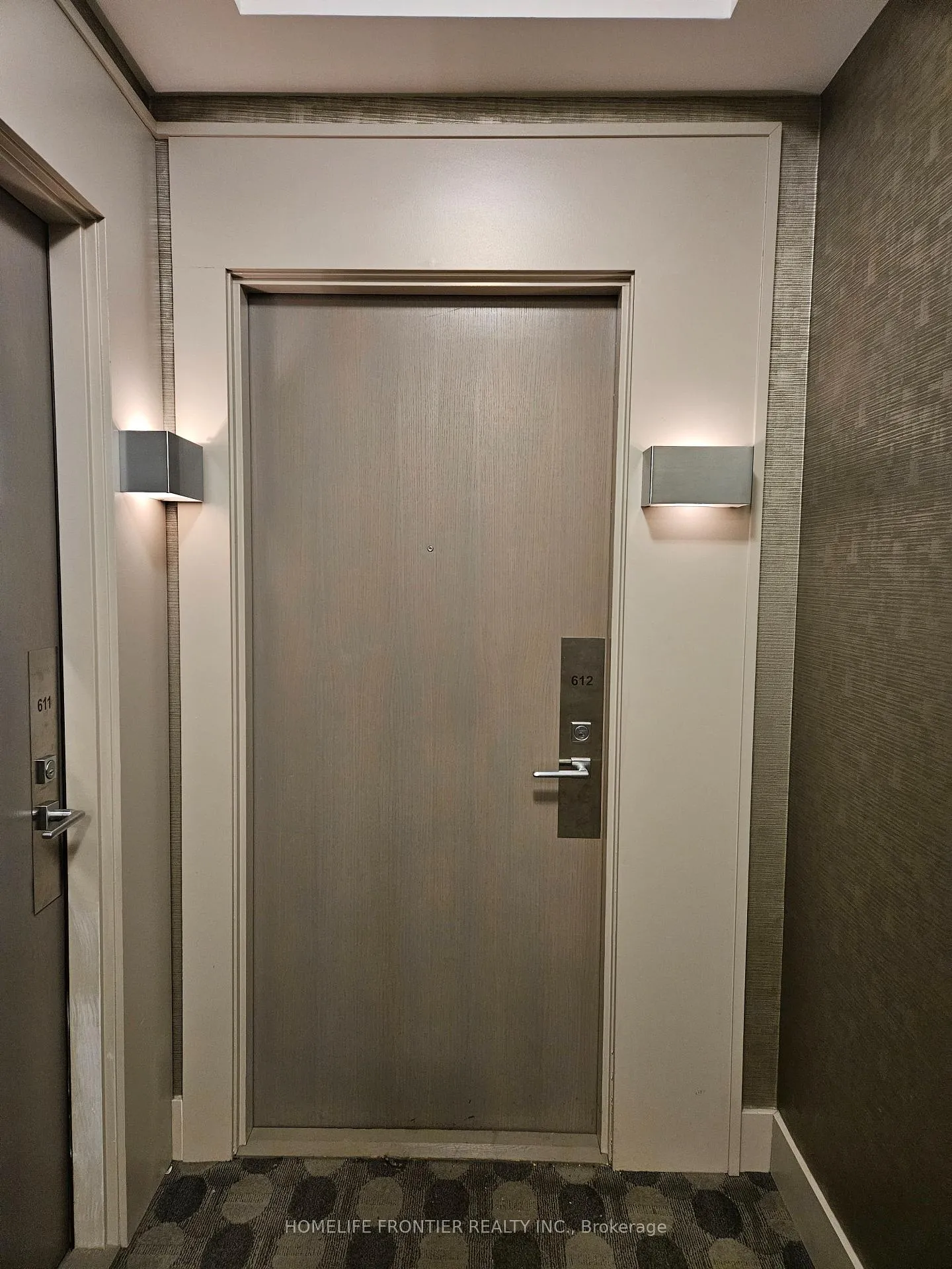 Photo 3 of Unit 612, 7167 Yonge Street, Markham, Grandview — HOMEH