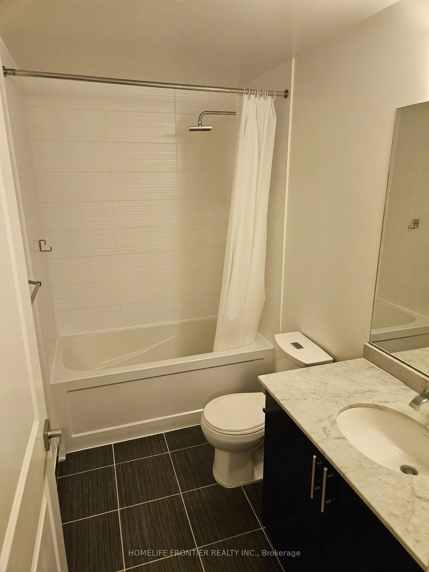 Photo 10 of Unit 612, 7167 Yonge Street, Markham, Grandview — HOMEH