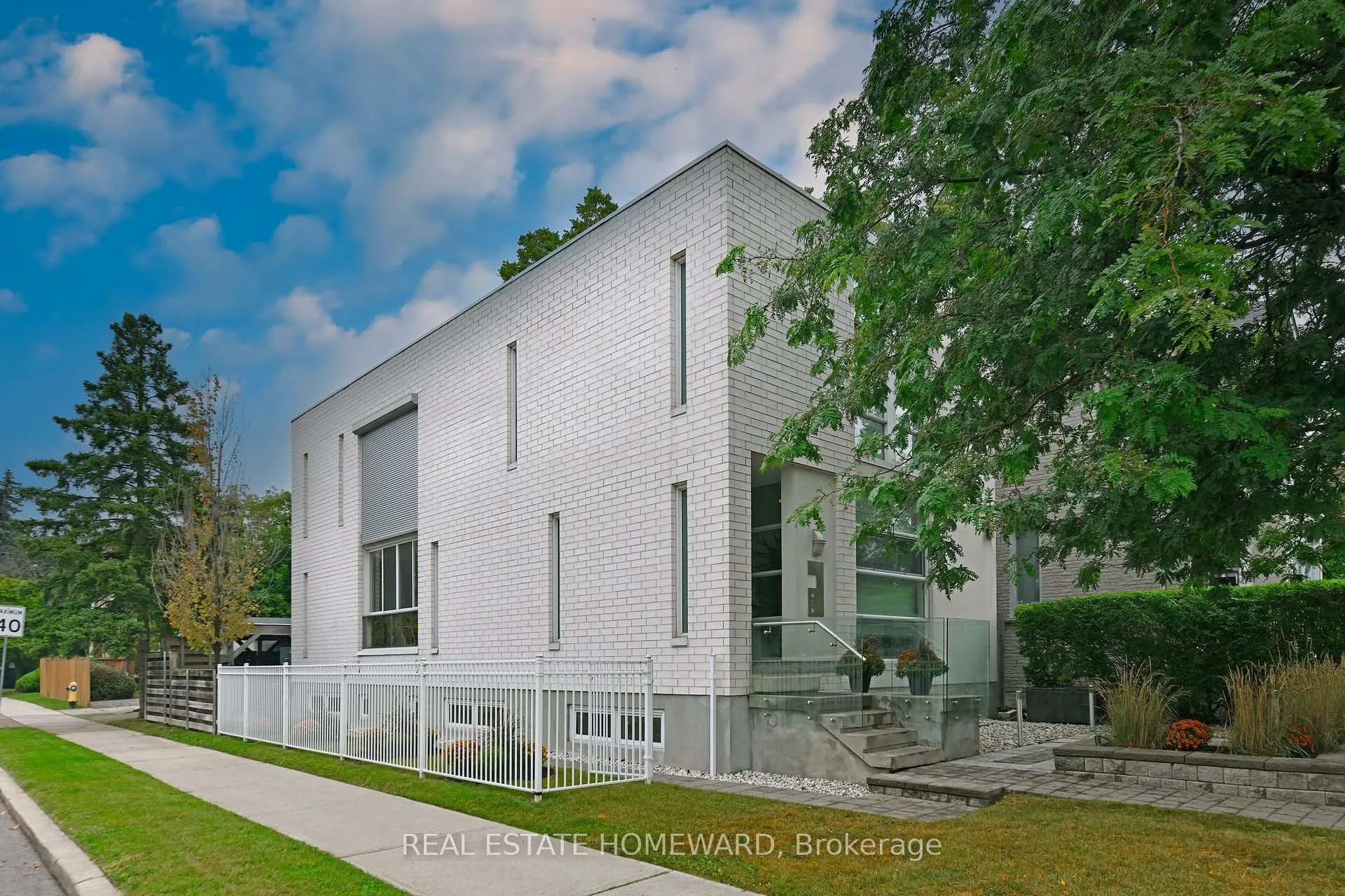 Front of 478 Melrose Avenue