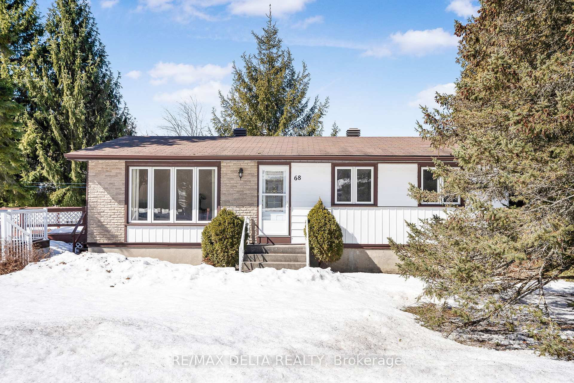 Photo 2 of 68 Home Avenue, Champlain, Vankleek Hill — HOMEH