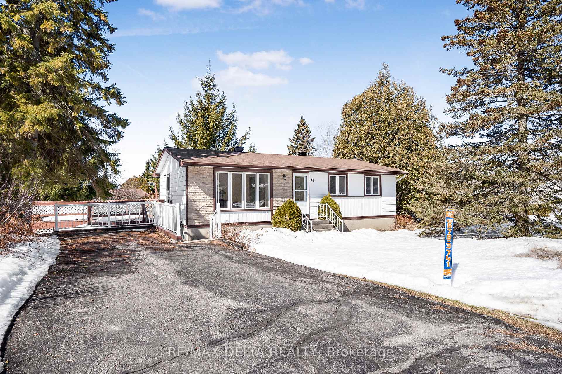 Photo 3 of 68 Home Avenue, Champlain, Vankleek Hill — HOMEH