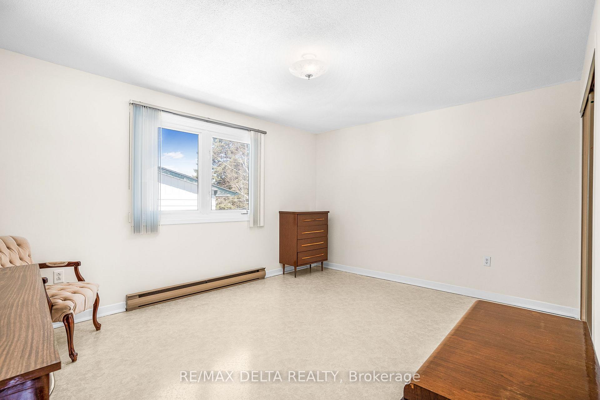 Photo 7 of 68 Home Avenue, Champlain, Vankleek Hill — HOMEH
