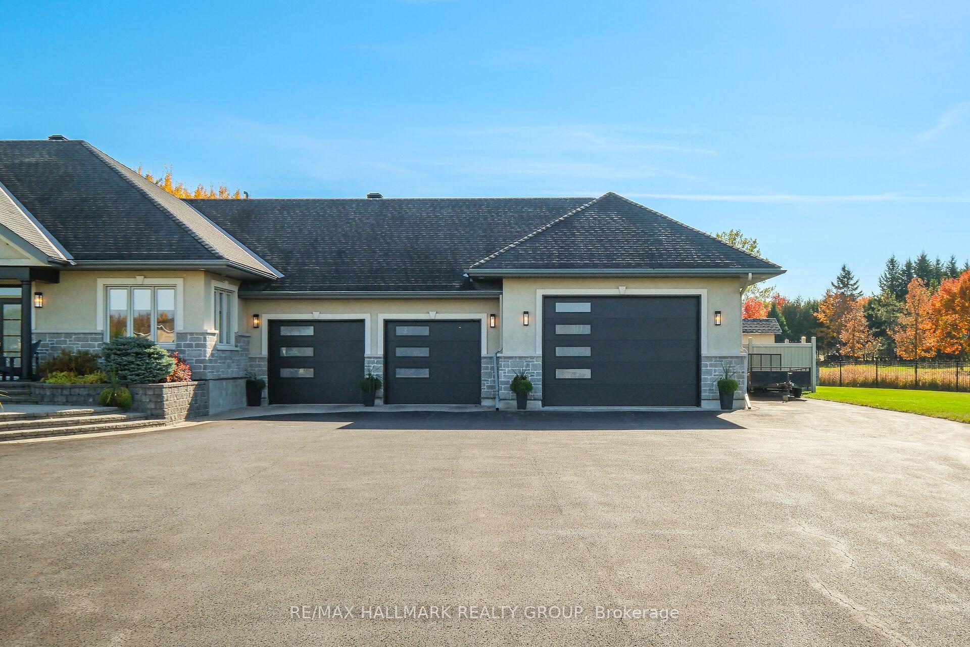 Photo 2 of 144 Kerry Hill Crescent, Ottawa, Dunrobin Shores — HOMEH
