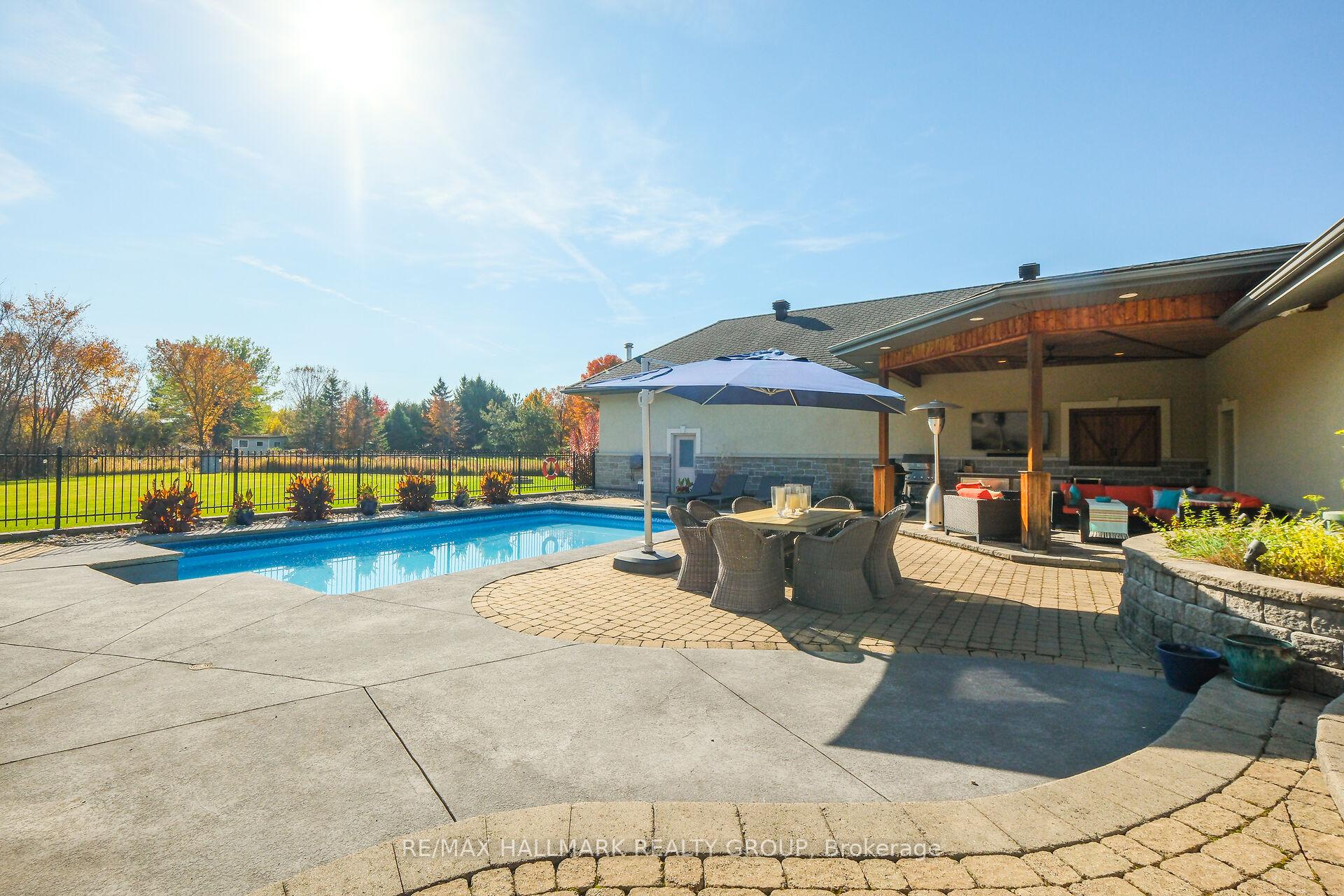 Photo 42 of 144 Kerry Hill Crescent, Ottawa, Dunrobin Shores — HOMEH