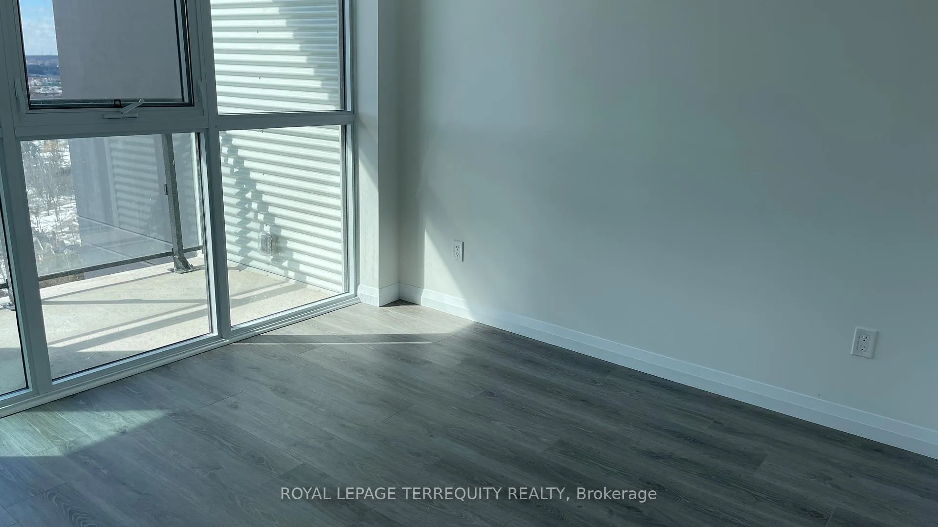 Photo 6 of Unit 2607, 60 Charles Street W, Kitchener, City Commercial Core — HOMEH