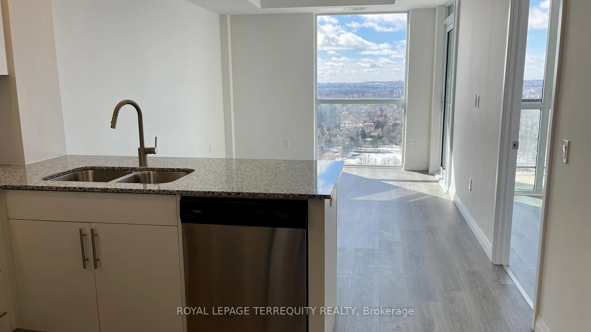 Photo 15 of Unit 2607, 60 Charles Street W, Kitchener, City Commercial Core — HOMEH