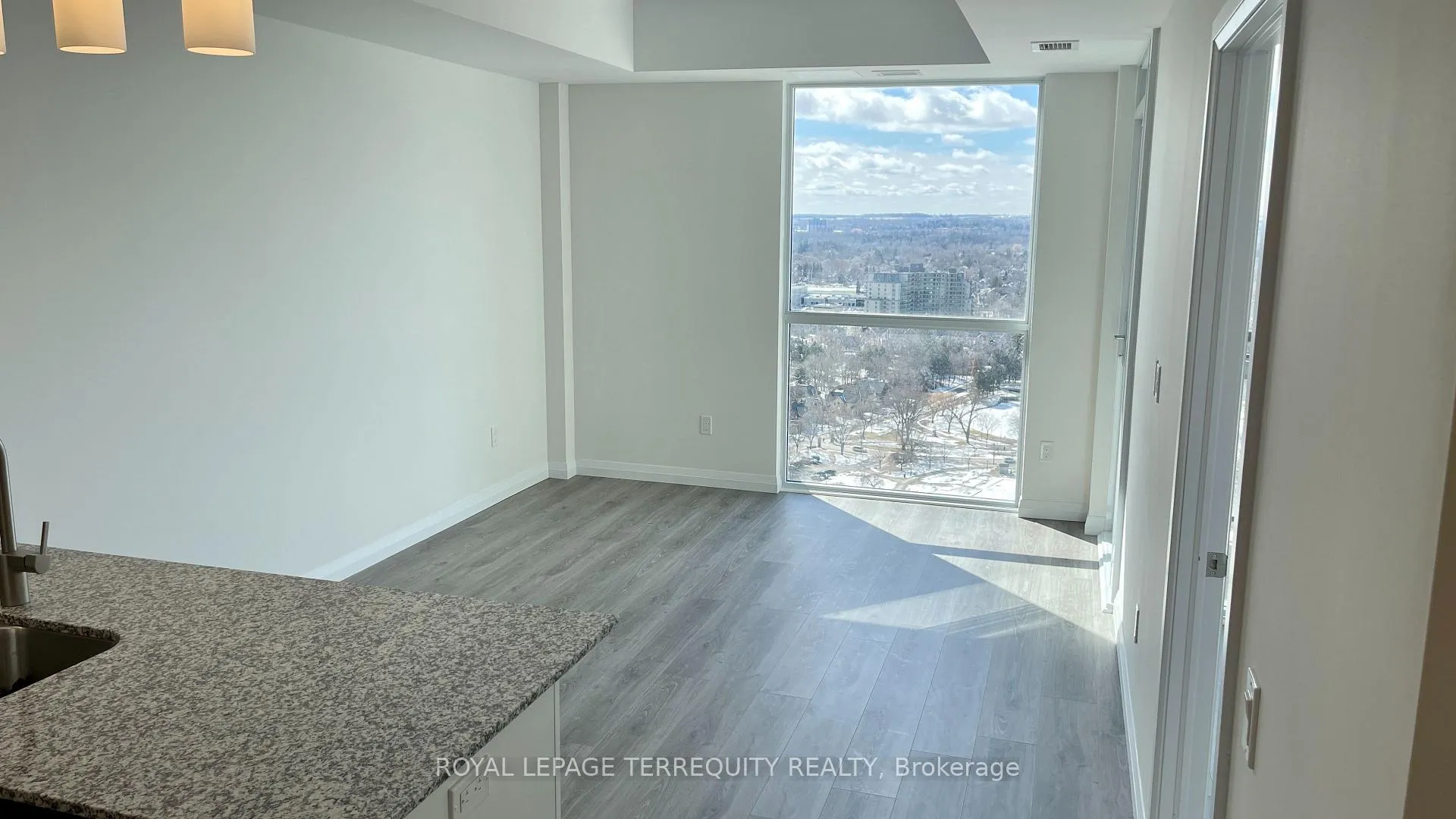 Photo 17 of Unit 2607, 60 Charles Street W, Kitchener, City Commercial Core — HOMEH