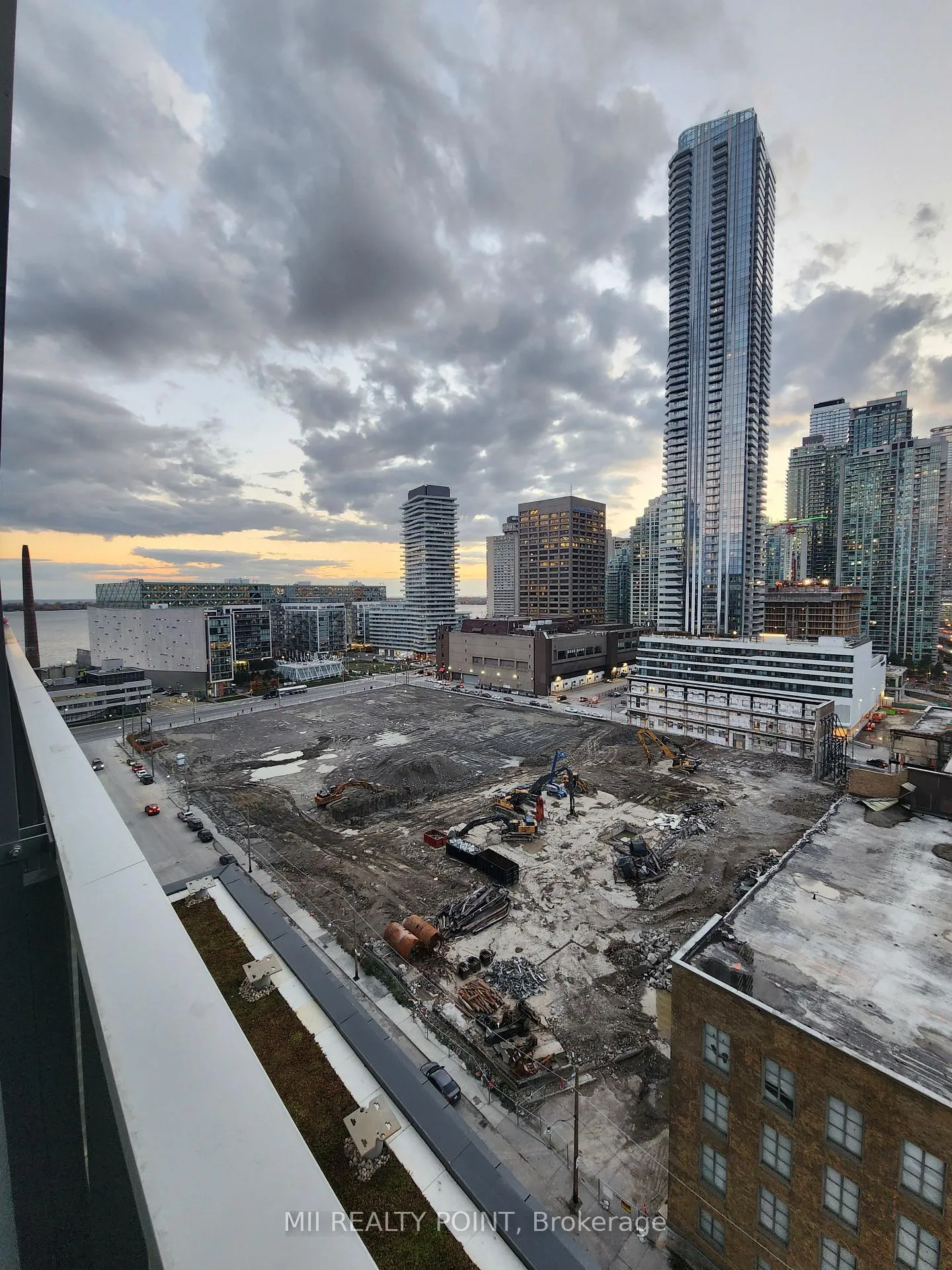 Photo 12 of Unit 1501, 55 Cooper Street, Toronto, Waterfront Communities — HOMEH