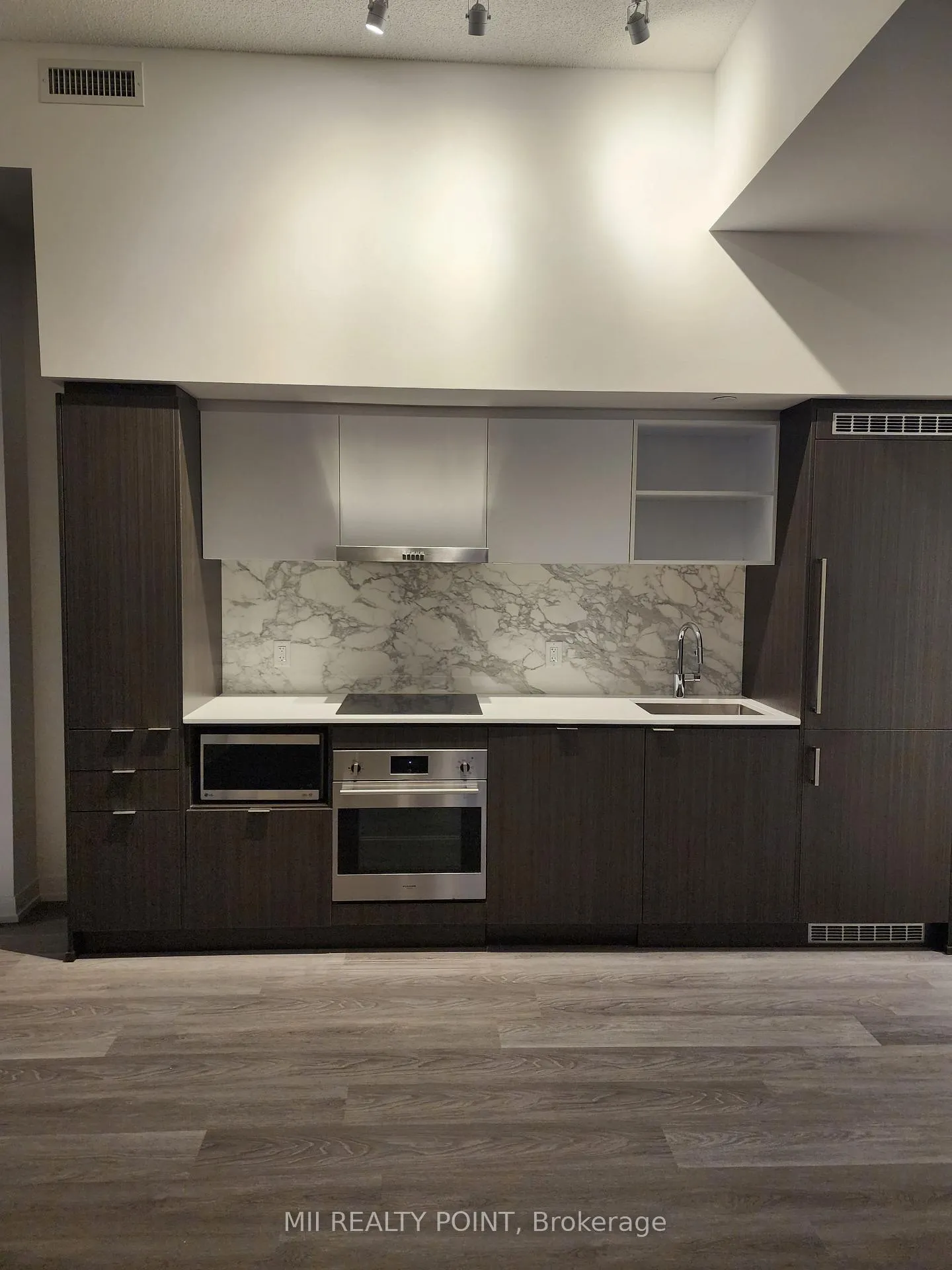 Photo 16 of Unit 1501, 55 Cooper Street, Toronto, Waterfront Communities — HOMEH