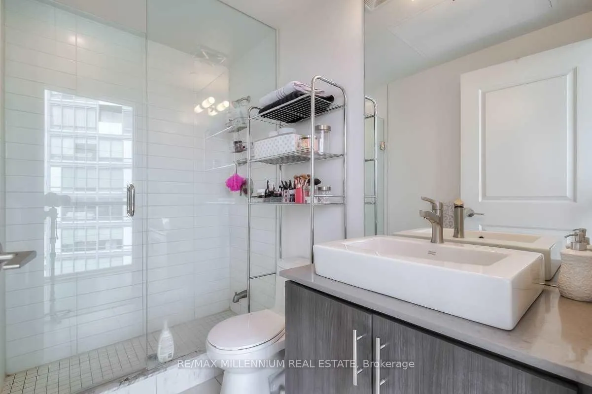 Photo 8 of Unit 3405, 1 The Esplanade N, Toronto, Waterfront Communities — HOMEH