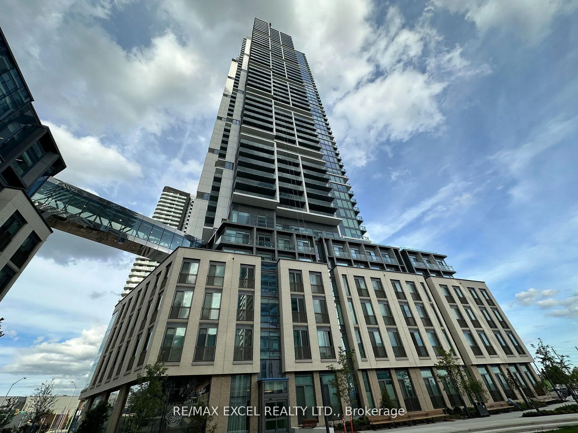 Photo 2 of Unit 4111, 7890 Jane Street, Vaughan, Concord — HOMEH