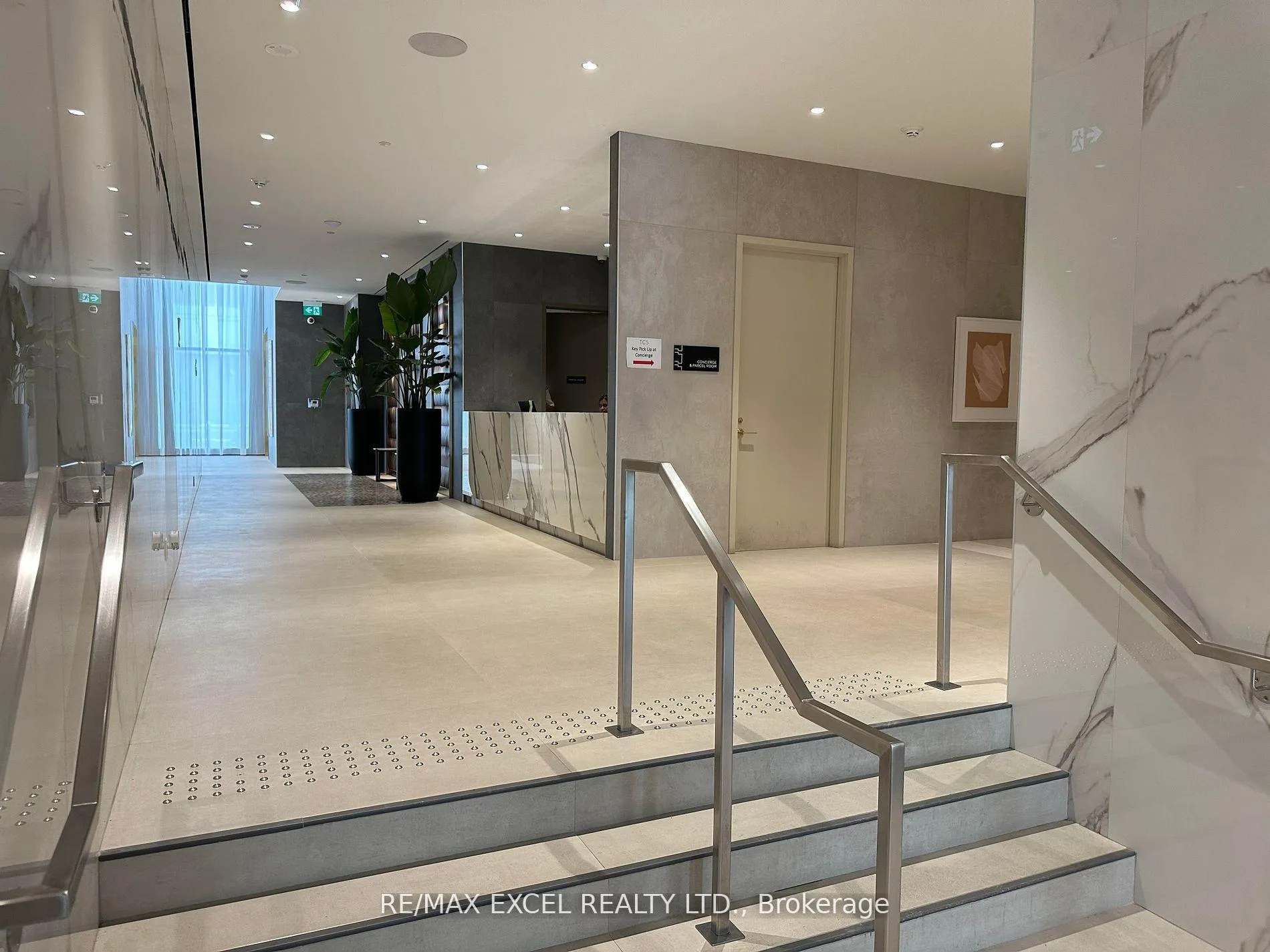 Photo 7 of Unit 4111, 7890 Jane Street, Vaughan, Concord — HOMEH