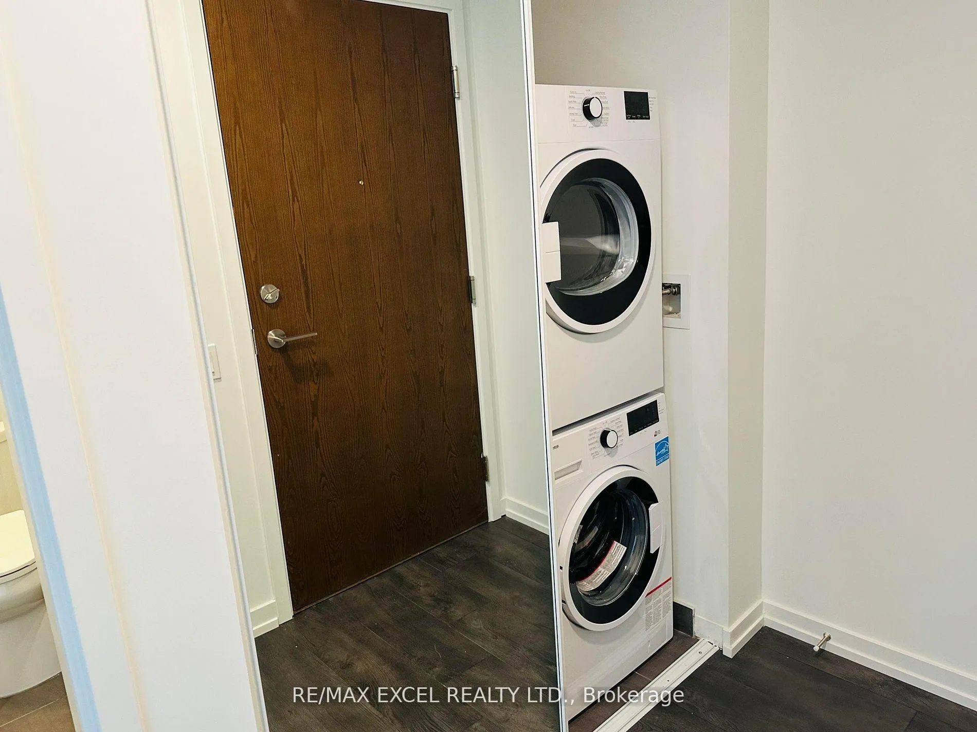 Photo 11 of Unit 4111, 7890 Jane Street, Vaughan, Concord — HOMEH