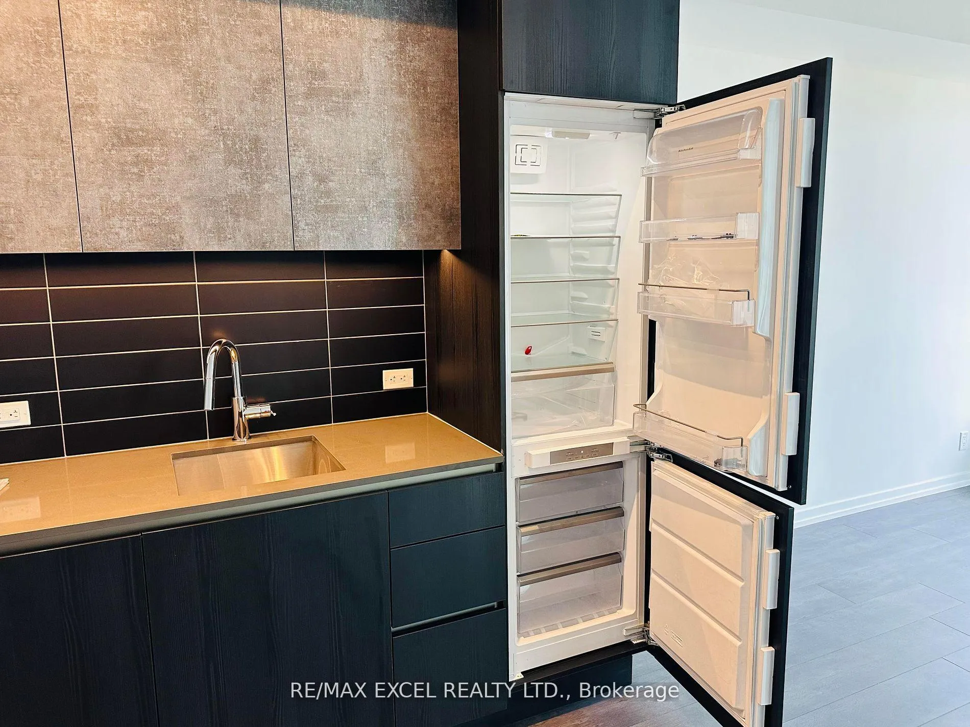 Photo 17 of Unit 4111, 7890 Jane Street, Vaughan, Concord — HOMEH