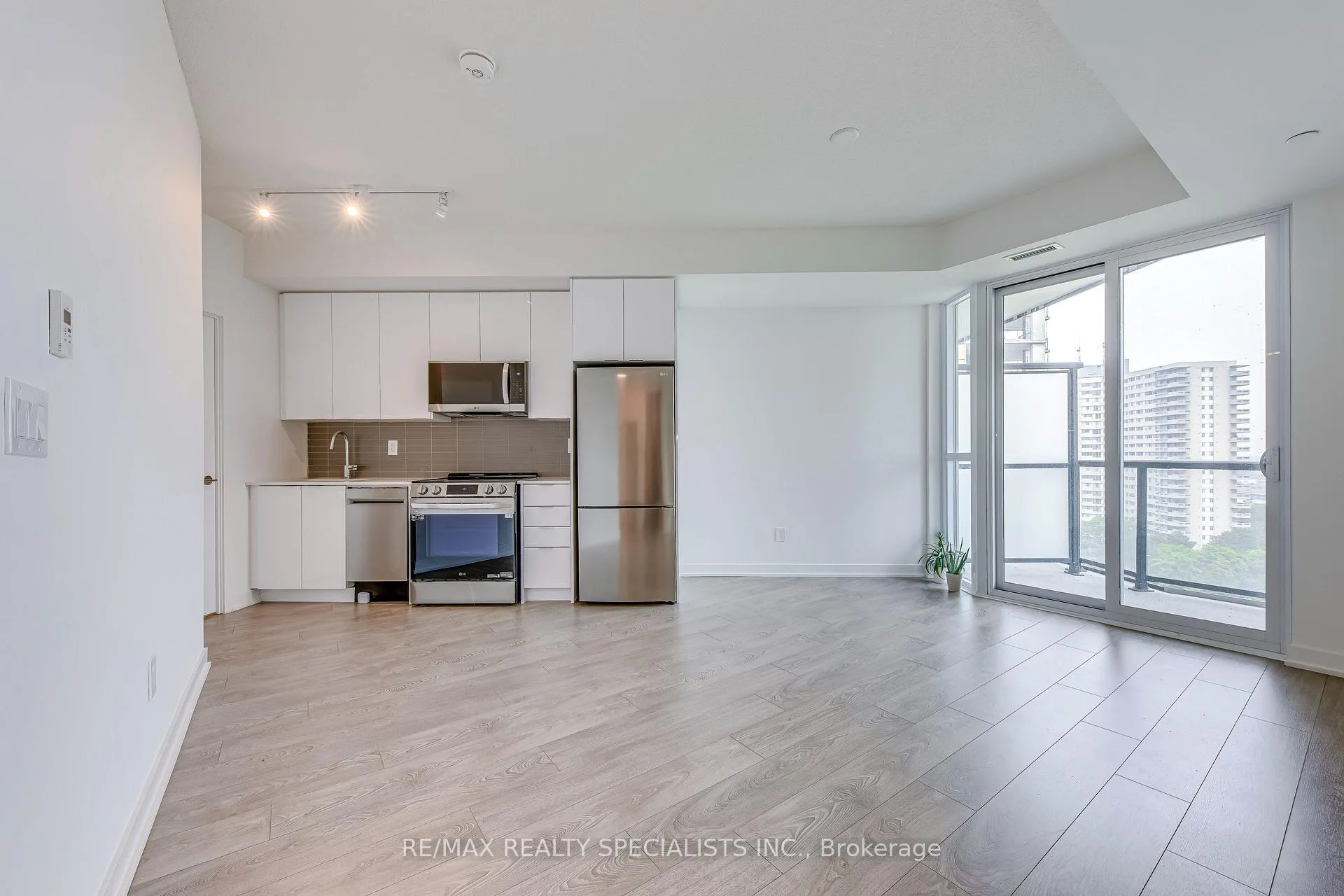 Photo 17 of Unit 1301, 225 Malta Avenue, Brampton, Fletcher's Creek South — HOMEH