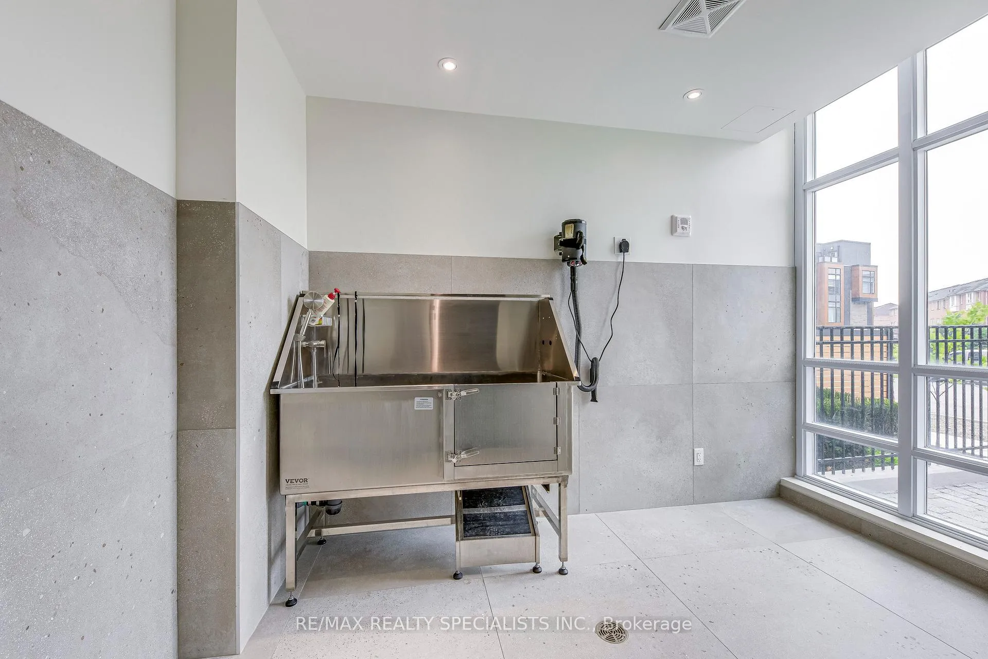 Photo 38 of Unit 1301, 225 Malta Avenue, Brampton, Fletcher's Creek South — HOMEH