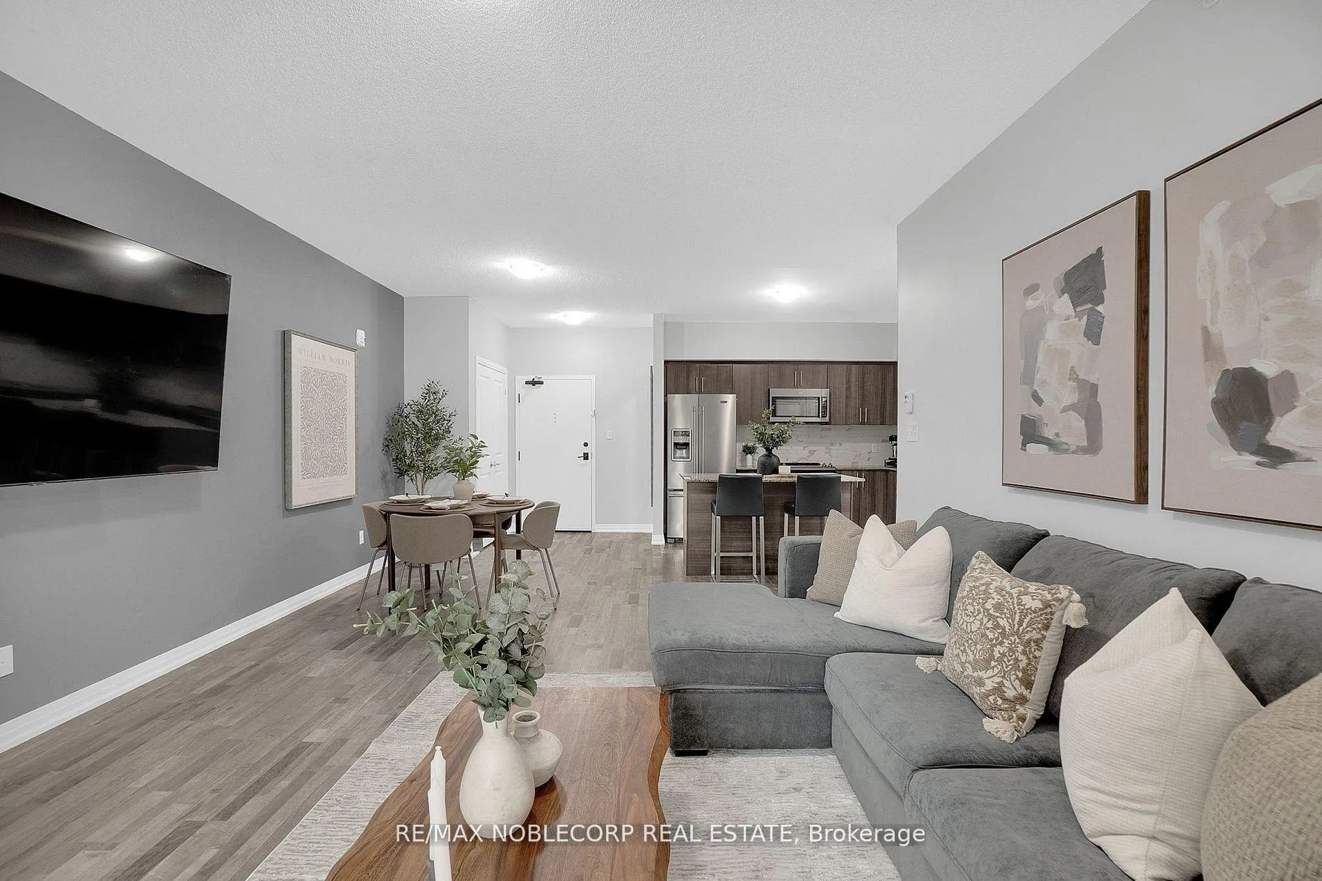 Photo 14 of Unit 206, 157 Wellington Street E, New Tecumseth, Alliston — HOMEH