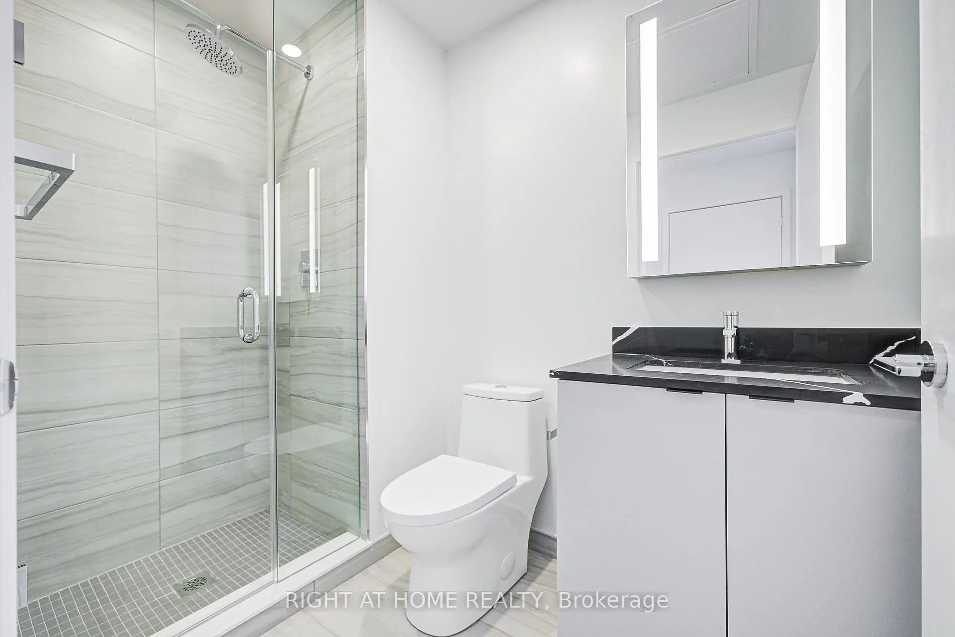 Photo 14 of Unit 603, 285 Dufferin Street, Toronto, South Parkdale — HOMEH