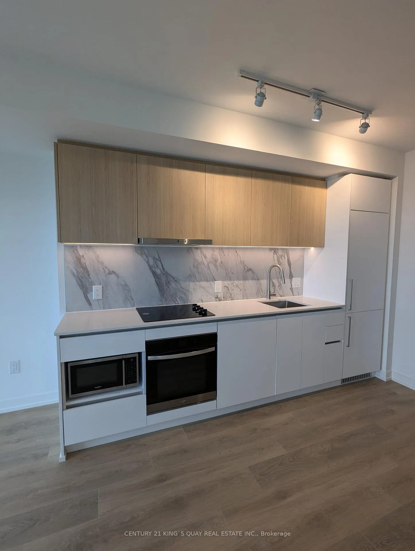 Photo 8 of Unit 1908, 127 Broadway Avenue, Toronto, Mount Pleasant West — HOMEH