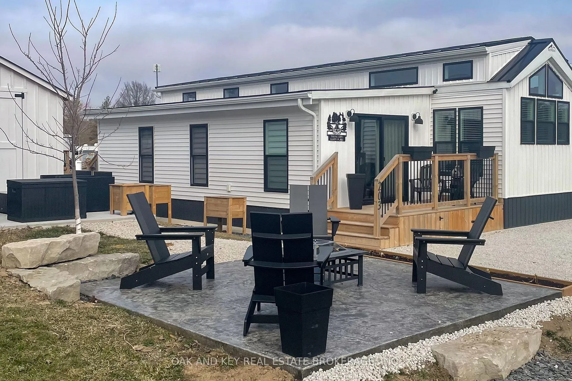 Front of Unit 203, 4838 Switzer Drive
