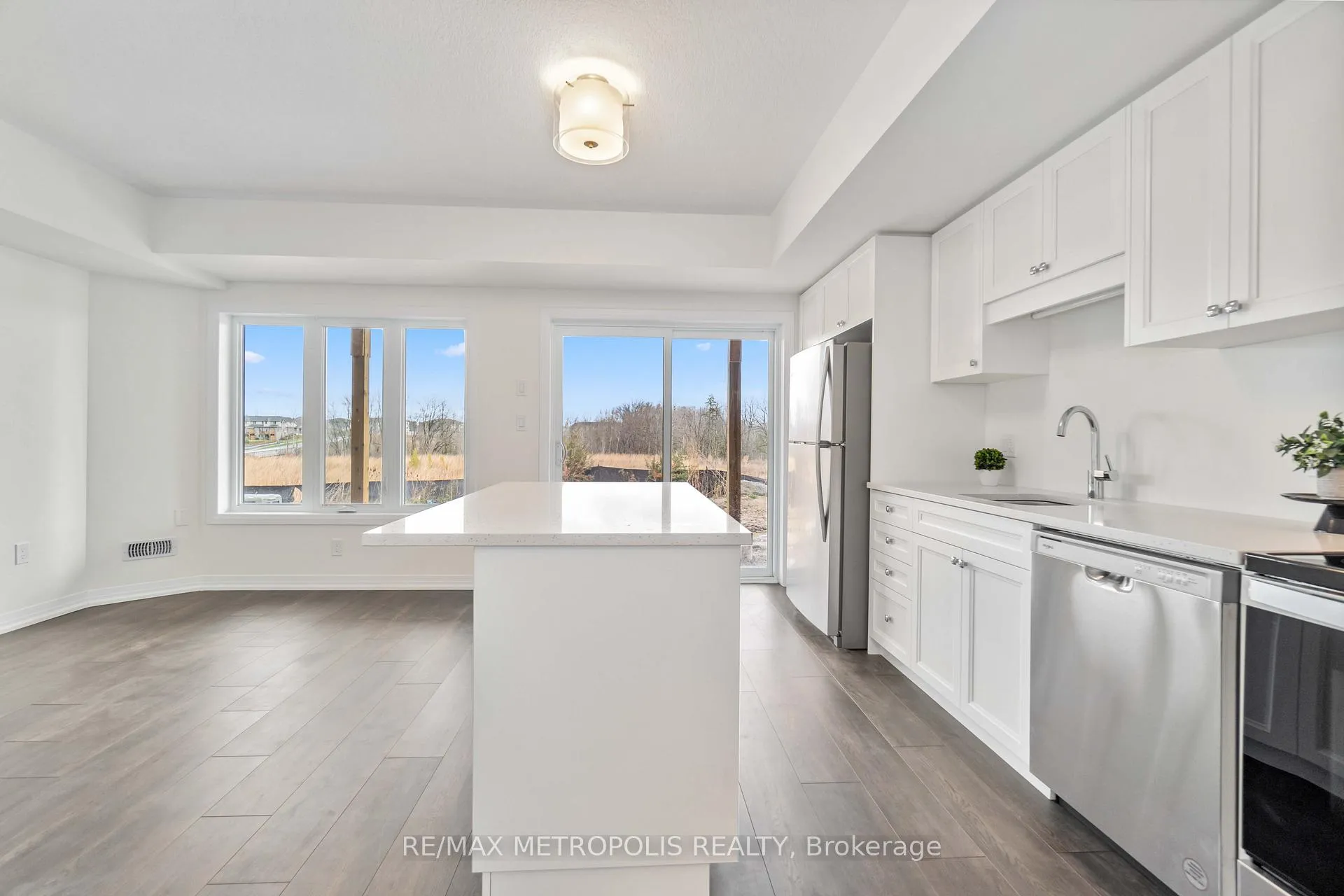 Photo 7 of Unit 23, 15 Stauffer Woods Trail, Kitchener — HOMEH
